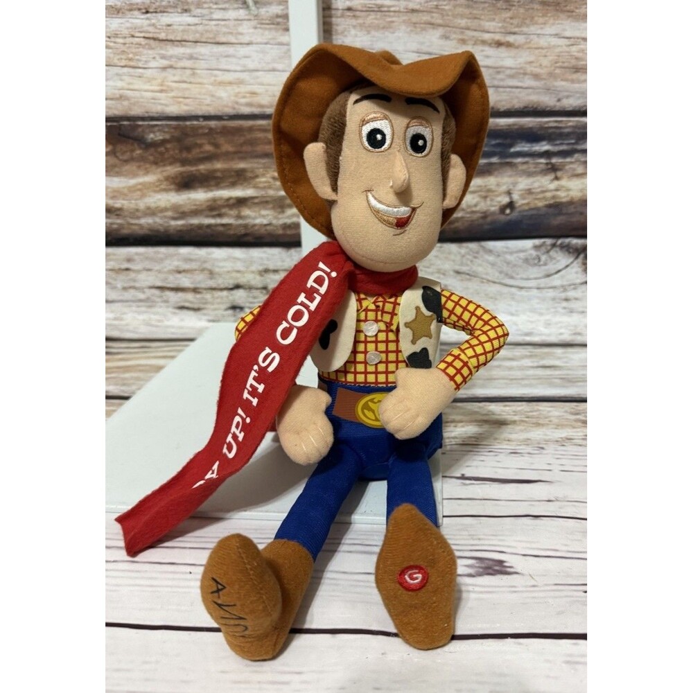 Toy Story Sheriff Woody Talking Shivering Plush Giddy Up! It's Cold New Battery